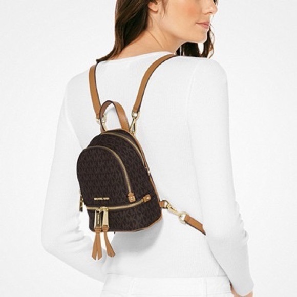 Michael Kors Rhea Mini Zip Studded Convertible Backpack bag pink rose gold - Picture 9 of 9